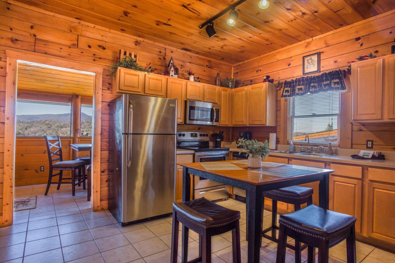 Bear Claw - Bear Claw Retreat In Pigeon Forge! Villa Luaran gambar