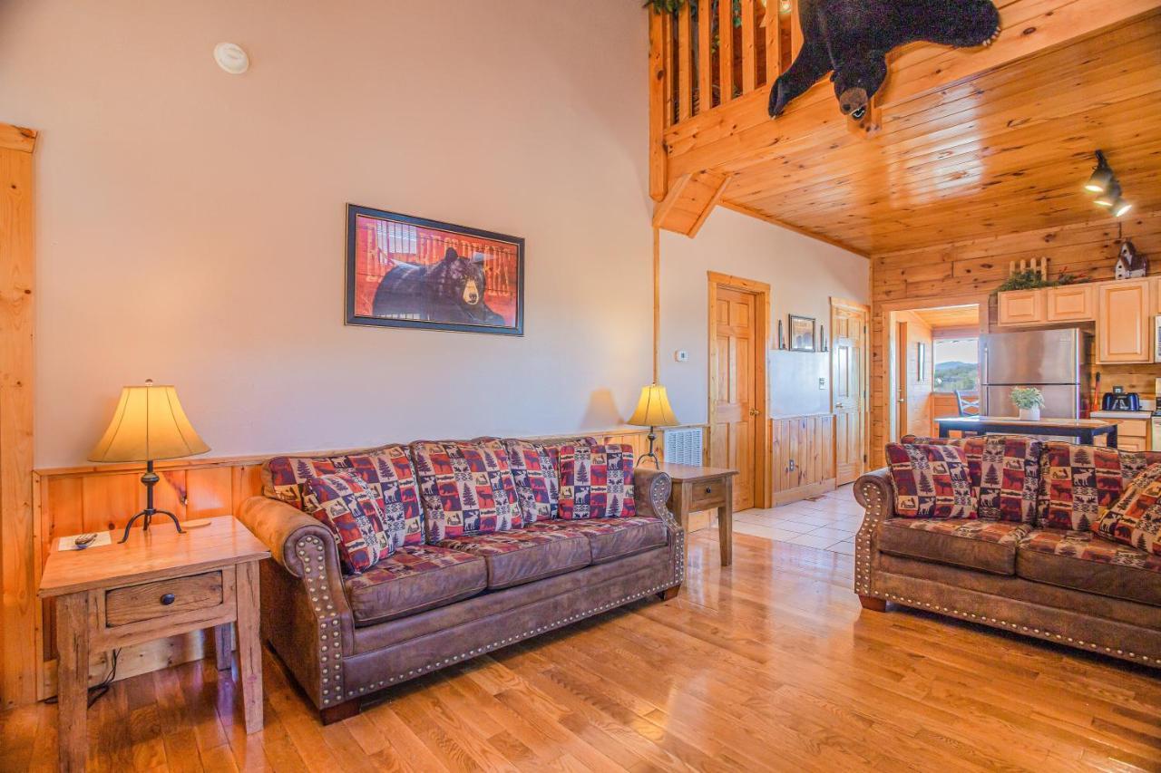 Bear Claw - Bear Claw Retreat In Pigeon Forge! Villa Luaran gambar