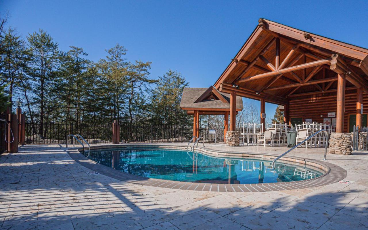 Bear Claw - Bear Claw Retreat In Pigeon Forge! Villa Luaran gambar